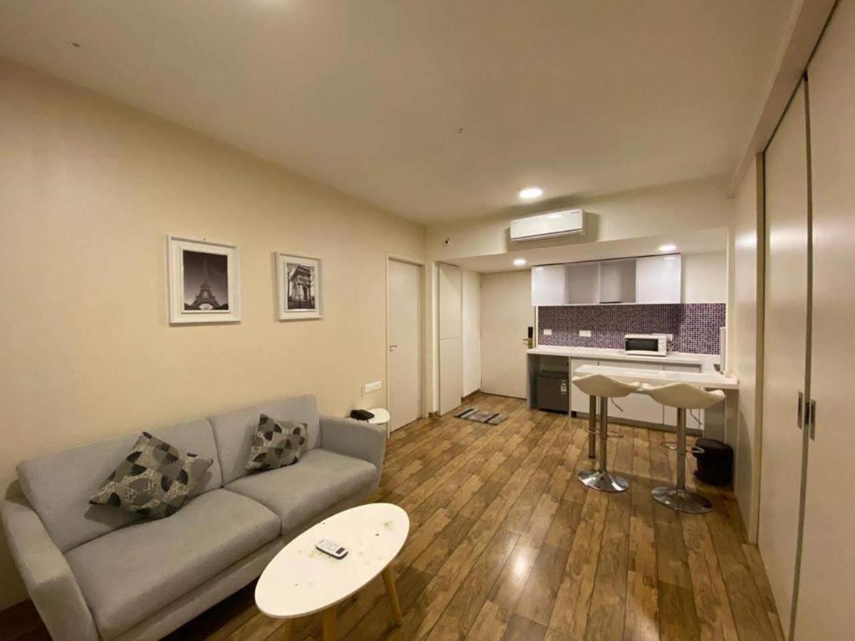Honest Homes At Rajhans Belliza, Appartment Units スーラト エクステリア 写真