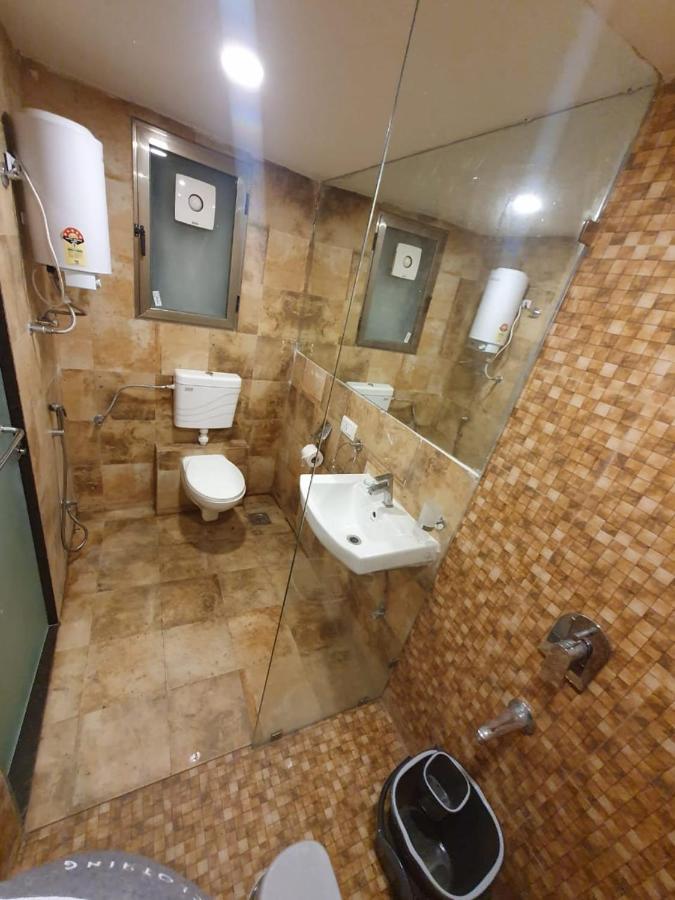 Honest Homes At Rajhans Belliza, Appartment Units スーラト エクステリア 写真