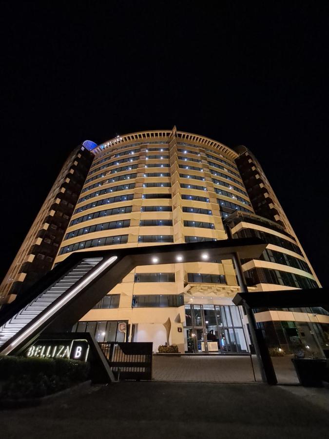 Honest Homes At Rajhans Belliza, Appartment Units スーラト エクステリア 写真