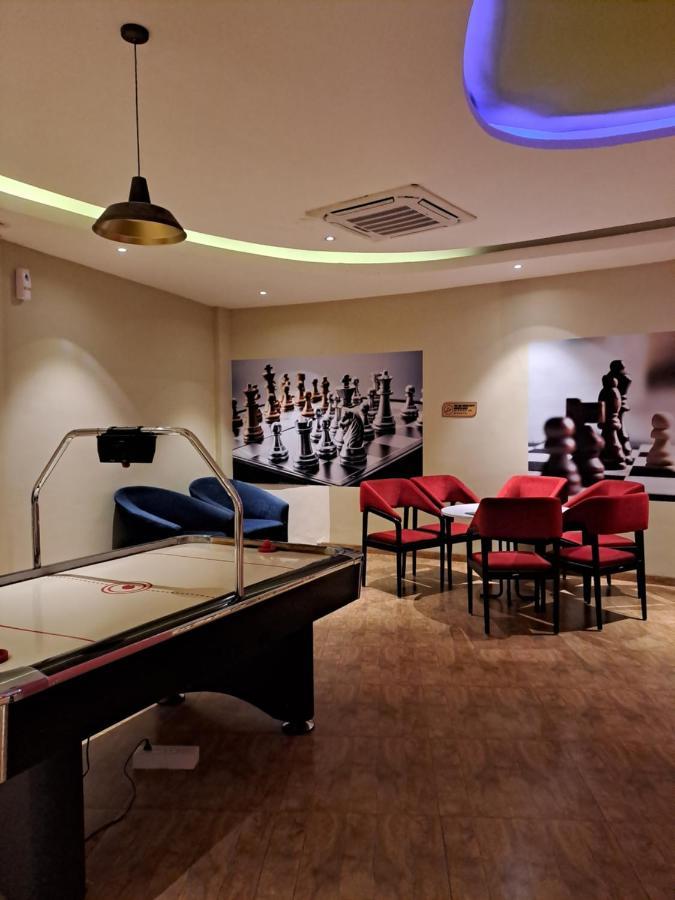 Honest Homes At Rajhans Belliza, Appartment Units スーラト エクステリア 写真